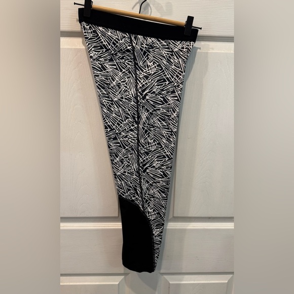 Nike Pro Dri Fit Palm Print Leggings Capris Abstract Vintage Y2K Size M - Picture 5 of 13